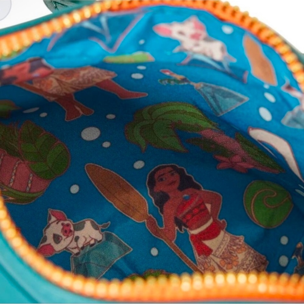 Loungefly Disney Moana Hei Hei crossbody Bag -NEW - Picture 3 of 12